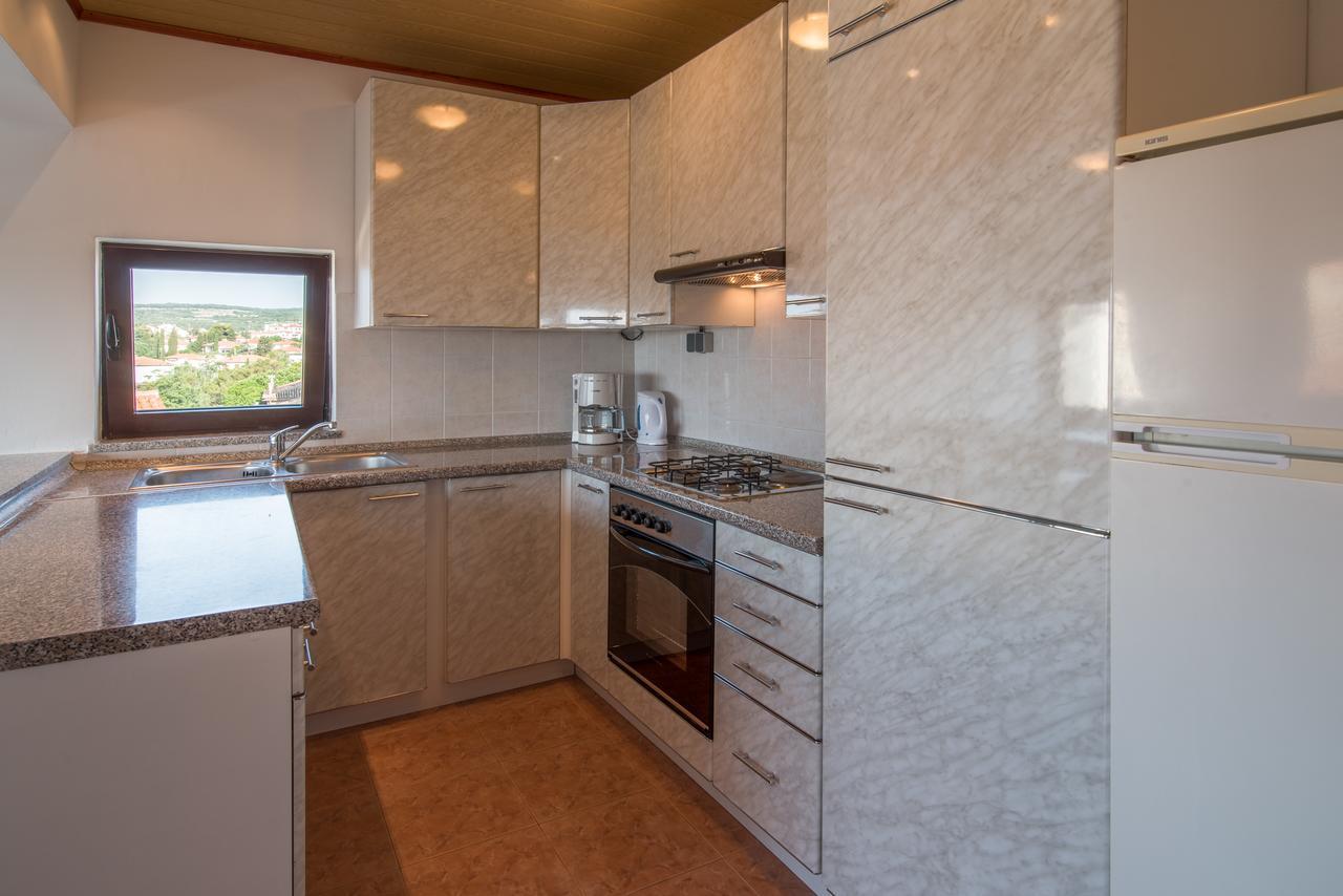 Apartment Sandra Krk Krk Town Eksteriør billede